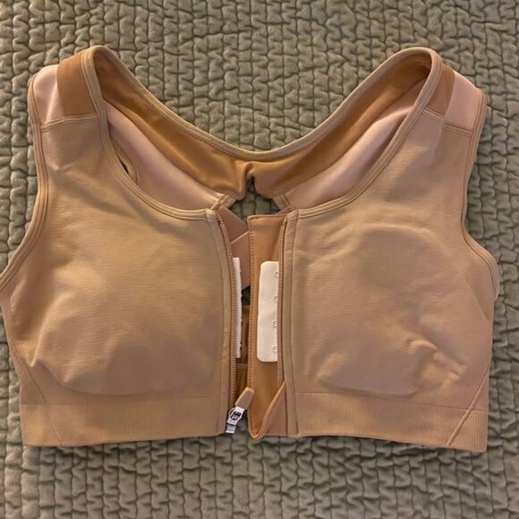 AlignMed Zipper Front Posture Sports Bra - Picture 1 of 4